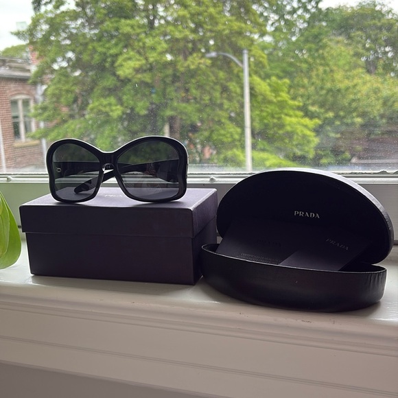 Prada Women’s SPR181 Sunglasses - Picture 1 of 6